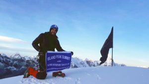 Three pass Everest region Renjola pass+chola pass+khongma la pass ,summit island peak 6187m